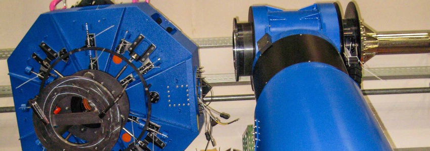 Work of dismantling the telescope JAST80 ( Bamberg , Germany ) Work of dismantling the telescope JAST80 ( Bamberg , Germany )