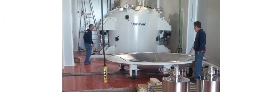 The aluminizing vacuum chamber at OAJ The aluminizing vacuum chamber at OAJ